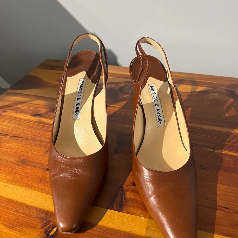 Vintage Manolo Blahnik Brown Leather Slingback Pumps - Picture 7 of 16